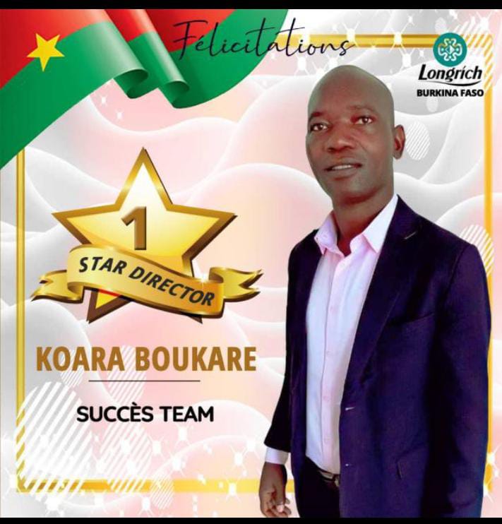 Le premier Directeur une étoile du Burkina Faso